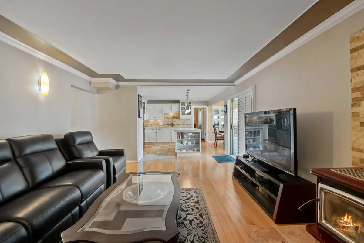 Guest Bathroom Photo of 24109 124 Avenue, Maple Ridge, BC