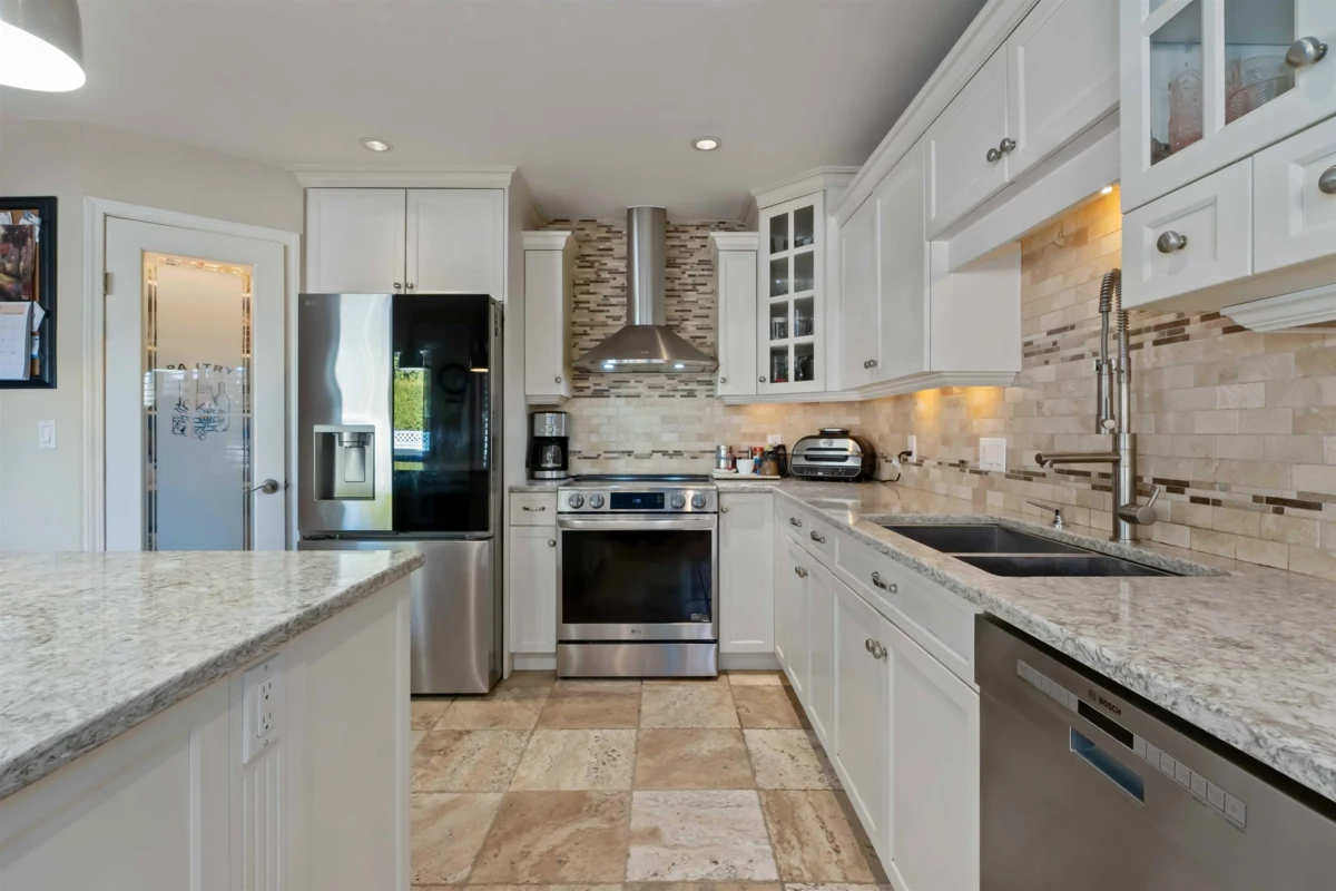 Primary Bedroom Photo of 24109 124 Avenue, Maple Ridge, BC