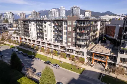 Hot Tub / Spa Photo of 202 108 E 8th Street, North Vancouver, BC
