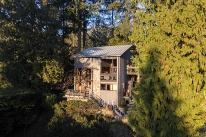 5757 Telegraph Trail, West Vancouver, BC, West Vancouver — Single Family Residence for sale