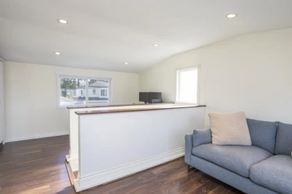 Entry Foyer Photo of 300 Douglas Crescent, Richmond, BC