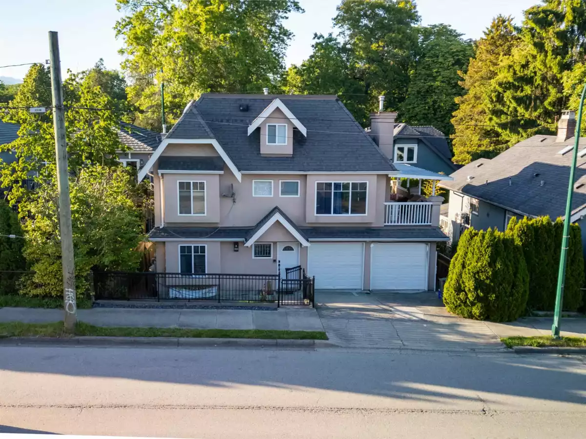 Exterior Rear Photo of 1089 E King Edward Avenue, Vancouver, BC