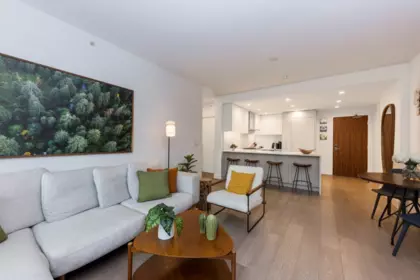 206 177 W 3rd Street, North Vancouver, BC, North Vancouver — Apartment/Condo for sale