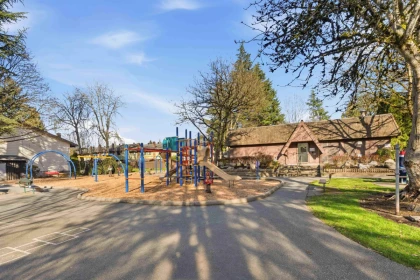 Front Yard Photo of 211 7426 138 Street, Surrey, BC