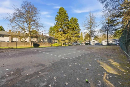 Garden / Landscaping Photo of 211 7426 138 Street, Surrey, BC