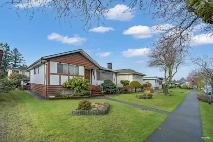 7281 Elmhurst Drive, Vancouver, BC, Vancouver — Single Family Residence for sale
