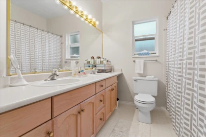 Guest Bathroom Photo of 311 Miami River Drive, Harrison Hot Springs, BC