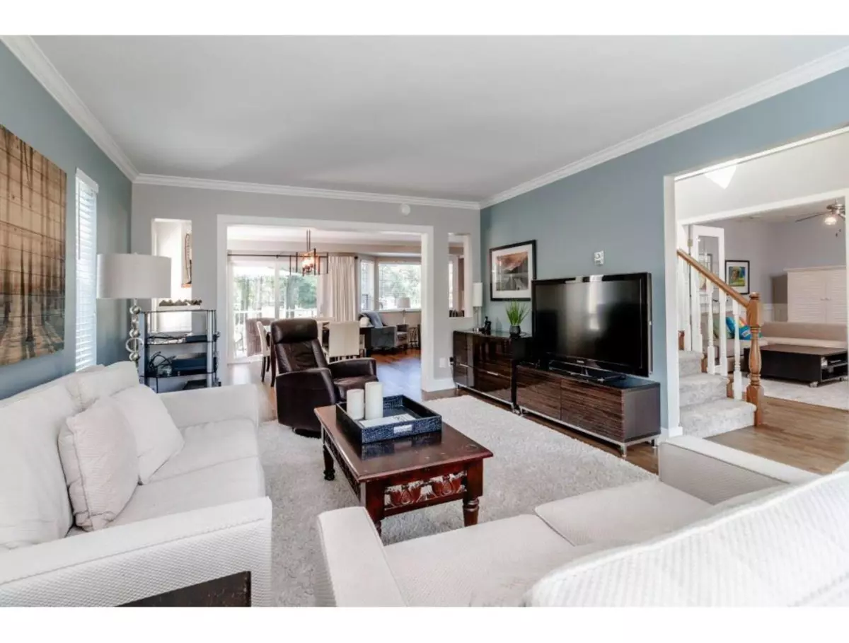 Living Room Photo of 24903 54 Avenue, Langley, BC
