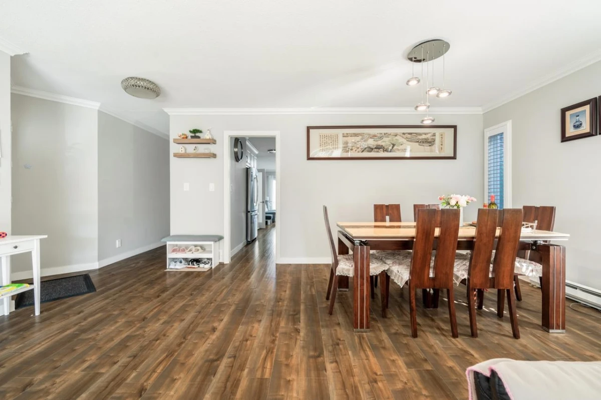 Dining Area Photo of 1838 148a Street, Surrey, BC