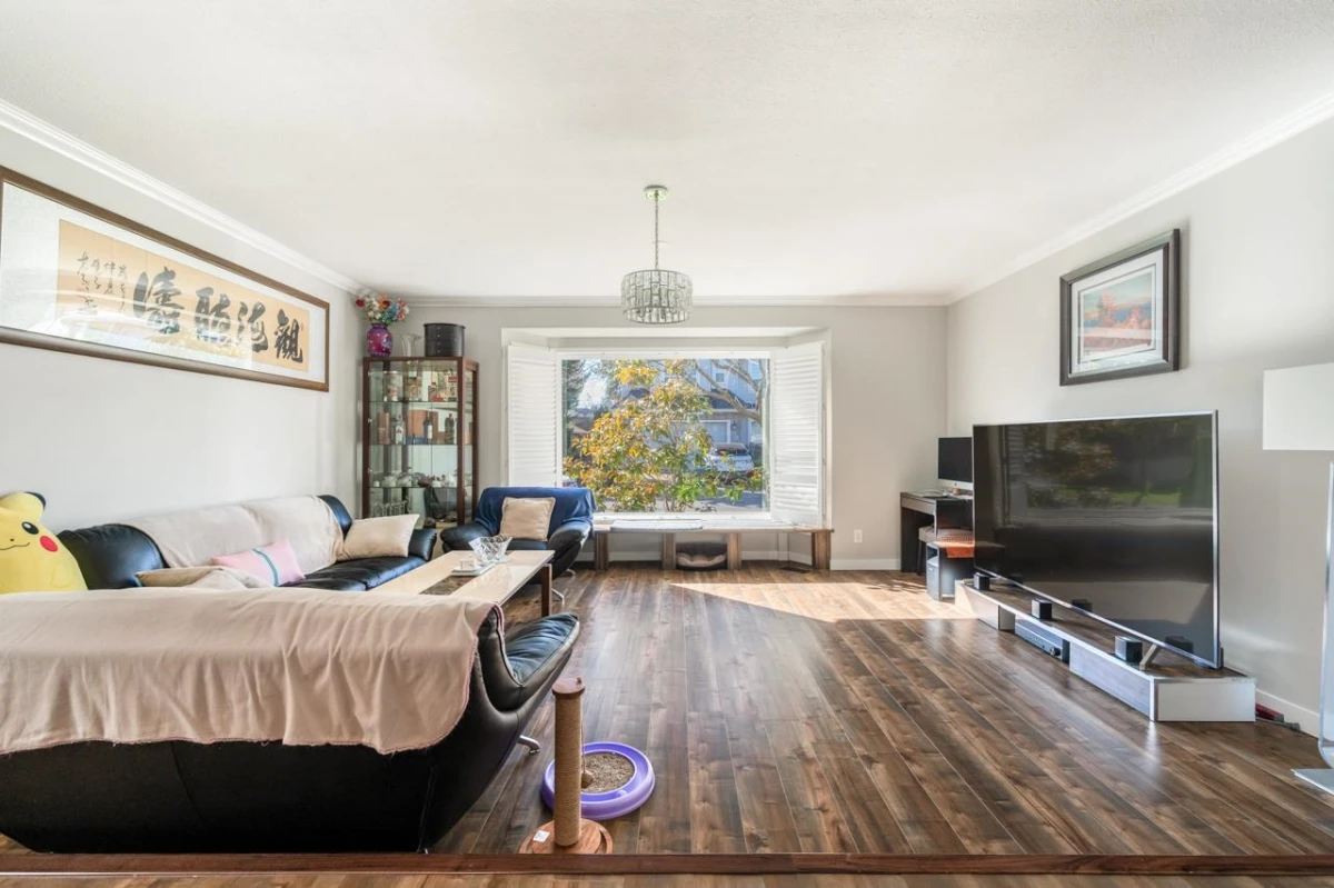 Living Room Photo of 1838 148a Street, Surrey, BC