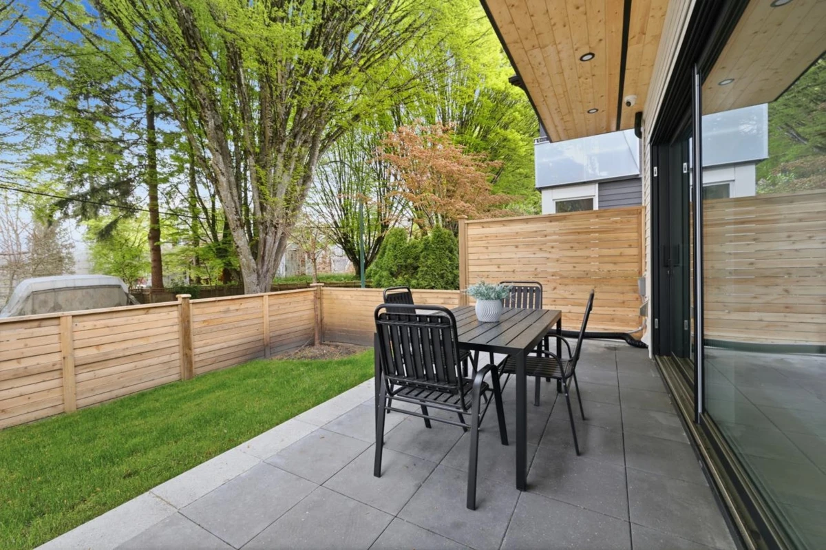 Exterior Rear Photo of 1 810 E 22nd Avenue, Vancouver, BC