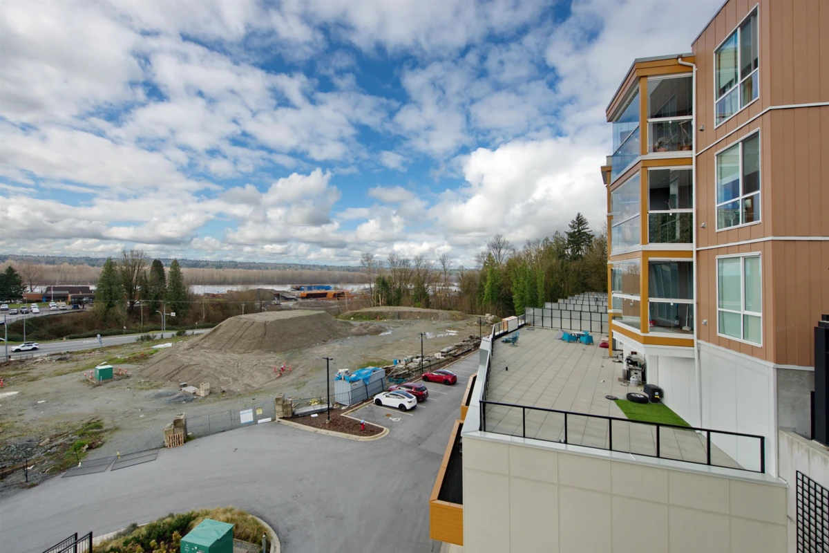 Family Room Photo of A107 31900 Raven Avenue, Mission, BC