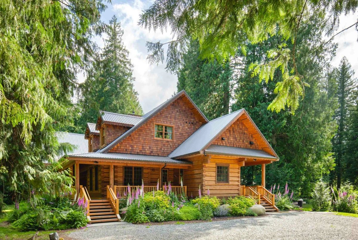 Exterior Front Photo of 1710 Highway 99, Pemberton, BC