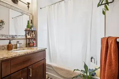 Guest Bathroom Photo of 2148 2150 Ferndale Street, Vancouver, BC