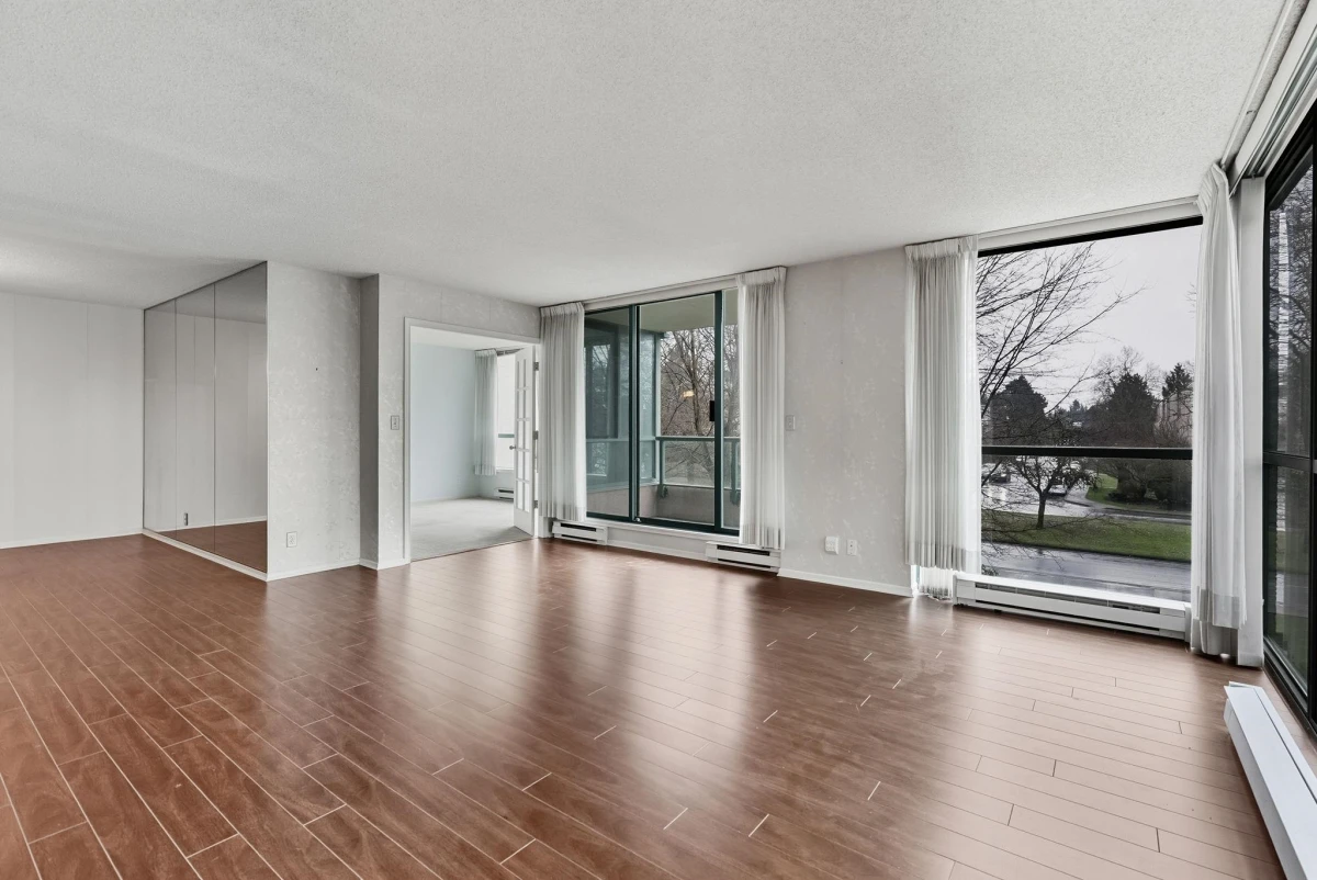 Dining Area Photo of 305 8811 Lansdowne Road, Richmond, BC