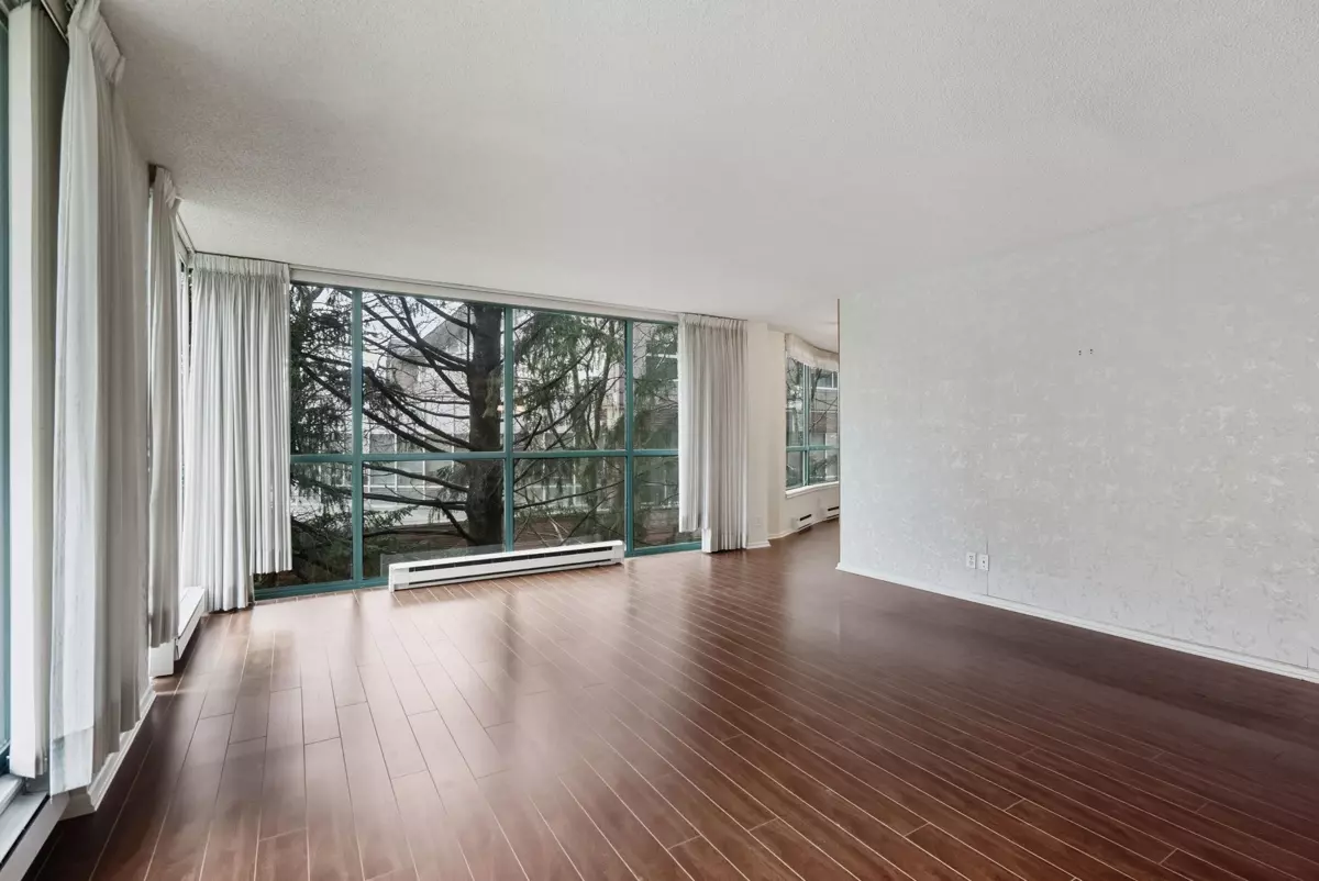 Family Room Photo of 305 8811 Lansdowne Road, Richmond, BC