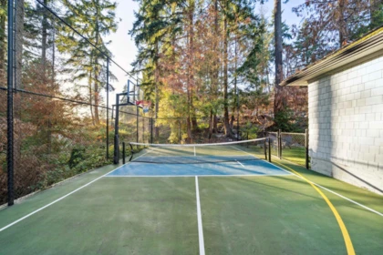 Backyard Photo of 3714 Southridge Place, West Vancouver, BC