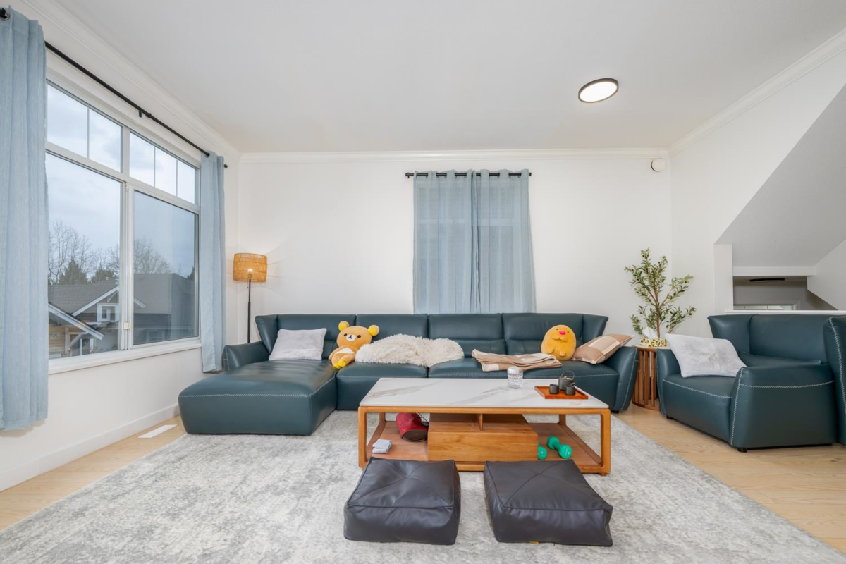 Family Room Photo of 20 5240 Oakmount Crescent, Burnaby, BC