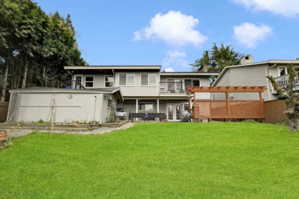 Neighborhood Park Photo Near 14704 16a Avenue, Surrey, BC