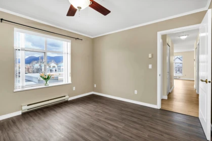 Laundry Room Photo of 404 2340 Hawthorne Avenue, Port Coquitlam, BC