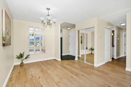 Primary Bedroom Photo of 404 2340 Hawthorne Avenue, Port Coquitlam, BC
