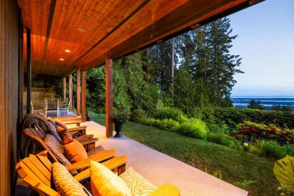 Outdoor Deck Photo of 187 Rondoval Crescent, North Vancouver, BC