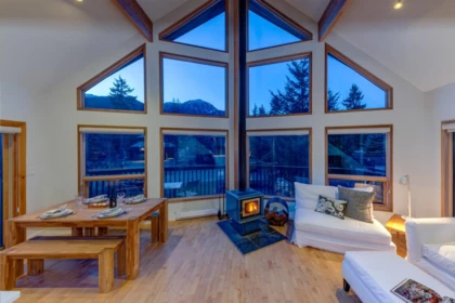 Entry Foyer Photo of 2748 Coyote Place, Whistler, BC