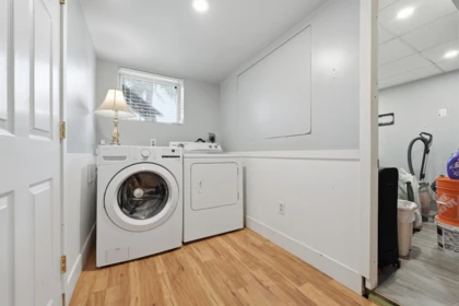 Guest Bathroom Photo of 12967 98a Avenue, Surrey, BC
