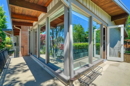 Breakfast Nook Photo of 821 Jackson Crescent, New Westminster, BC
