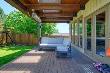 Office / Den Photo of 821 Jackson Crescent, New Westminster, BC