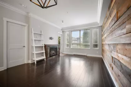 Kitchen Island Photo of 119 20861 83 Avenue, Langley, BC
