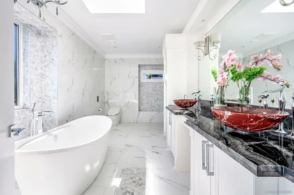 Guest Bathroom Photo of 4760 Larkspur Avenue, Richmond, BC