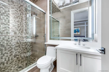 Hallway Photo of 4760 Larkspur Avenue, Richmond, BC