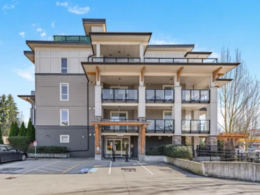 205 12409 Harris Road, Pitt Meadows, BC, Pitt Meadows — Apartment/Condo for sale