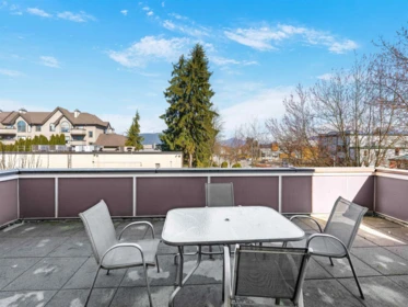 205 12409 Harris Road, Pitt Meadows, BC, Pitt Meadows — Apartment/Condo for sale