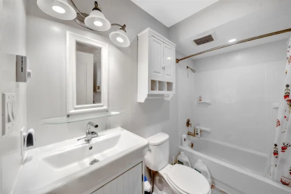 Mudroom Photo of 2595 Whatcom Place, Abbotsford, BC