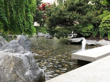 Garden / Landscaping Photo of 410 Beach Crescent, Vancouver, BC