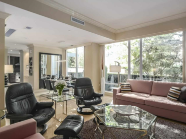Kitchen Photo of 410 Beach Crescent, Vancouver, BC
