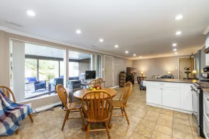 Entry Foyer Photo of 2113 Cape Horn Avenue, Coquitlam, BC