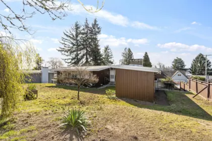 Hot Tub / Spa Photo of 2113 Cape Horn Avenue, Coquitlam, BC