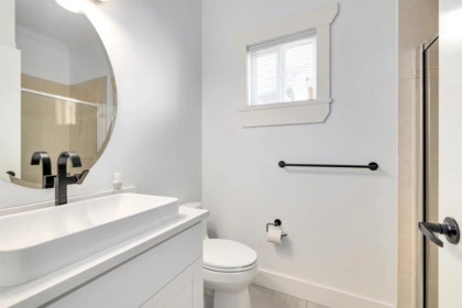 Powder Room Photo of 6982 Barnard Drive, Richmond, BC
