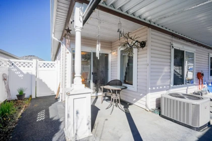 Front Yard Photo of 142 8485 Young Road, Chilliwack, BC