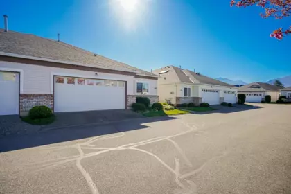 142 8485 Young Road, Chilliwack, BC, Chilliwack — Townhouse for sale