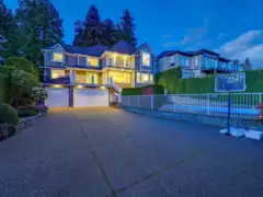 13518 Marine Drive, Surrey, BC