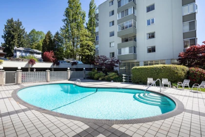 Office / Den Photo of 106 1425 Esquimalt Avenue, West Vancouver, BC