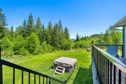 Hot Tub / Spa Photo of 33553 Johnson Street, Mission, BC