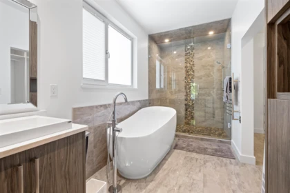 Powder Room Photo of 33553 Johnson Street, Mission, BC