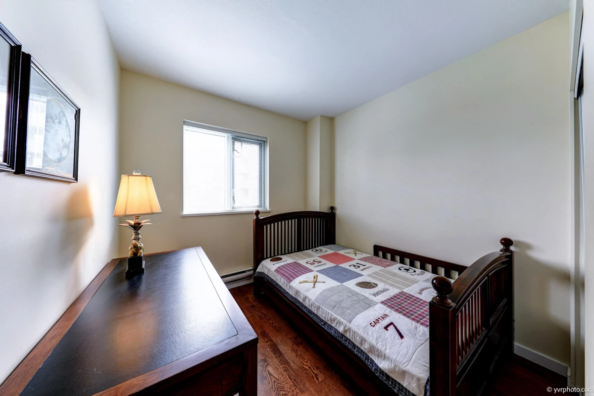 Dining Area Photo of 1005 6133 Buswell Street, Richmond, BC