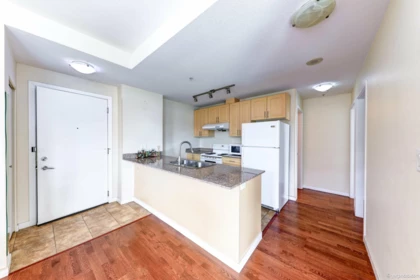 Guest Bathroom Photo of 1005 6133 Buswell Street, Richmond, BC