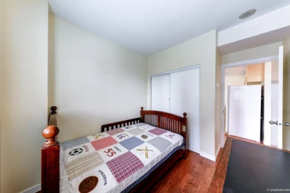 Laundry Room Photo of 1005 6133 Buswell Street, Richmond, BC
